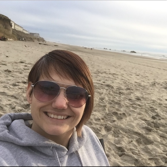 Meet your Posher, Jaime - Picture 1 of 1